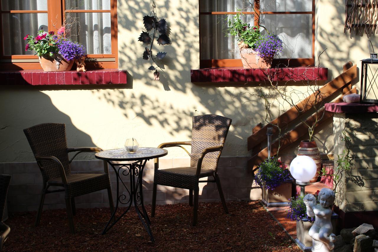 Zum Ginkgobaum Hotel Stadtilm ภายนอก รูปภาพ
